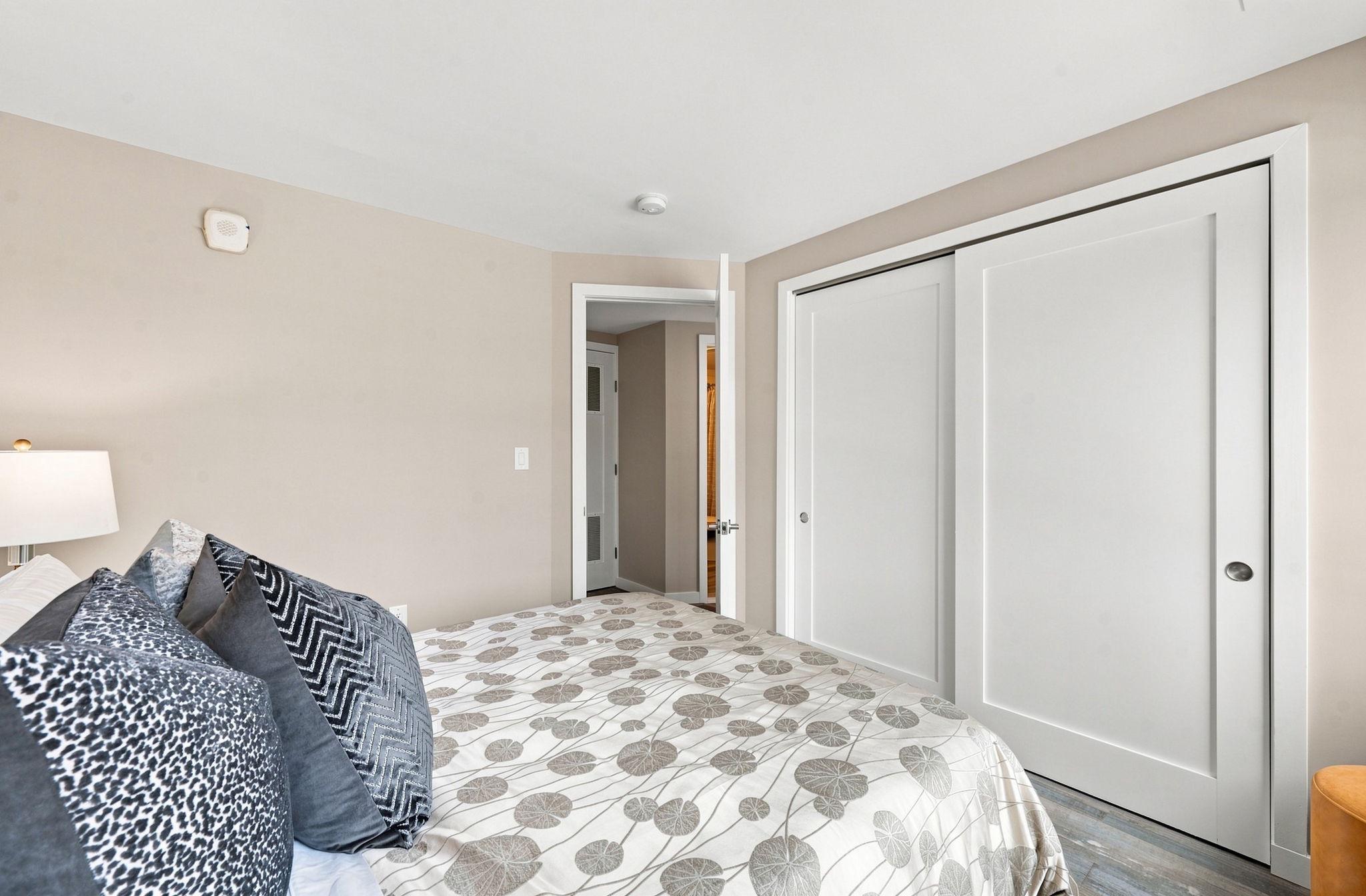 700 ROEDER ROAD Unit: 203