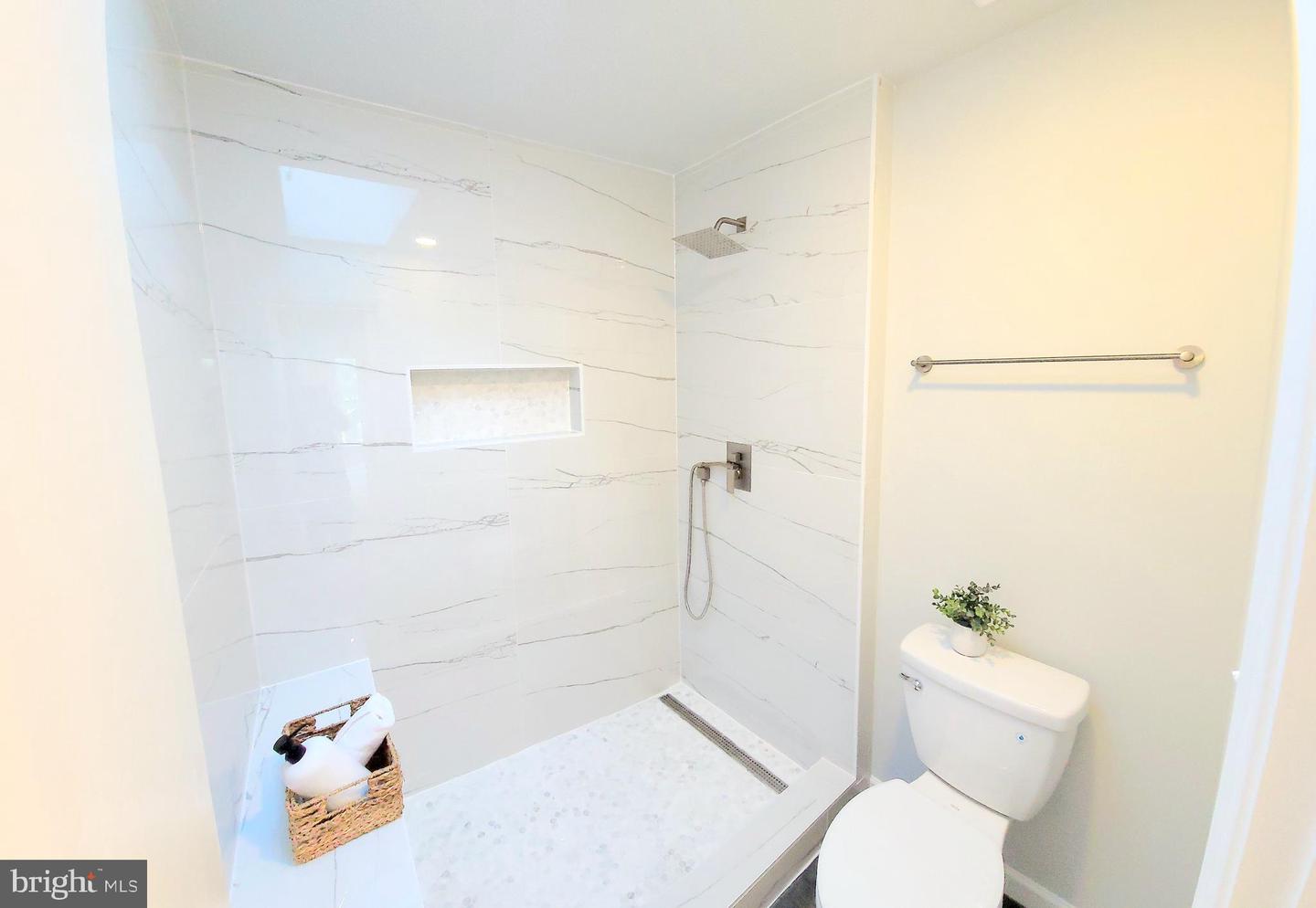 1206 Blithe Court