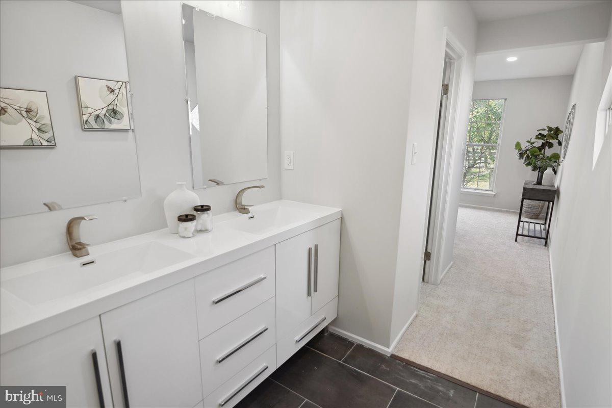 1206 Blithe Court