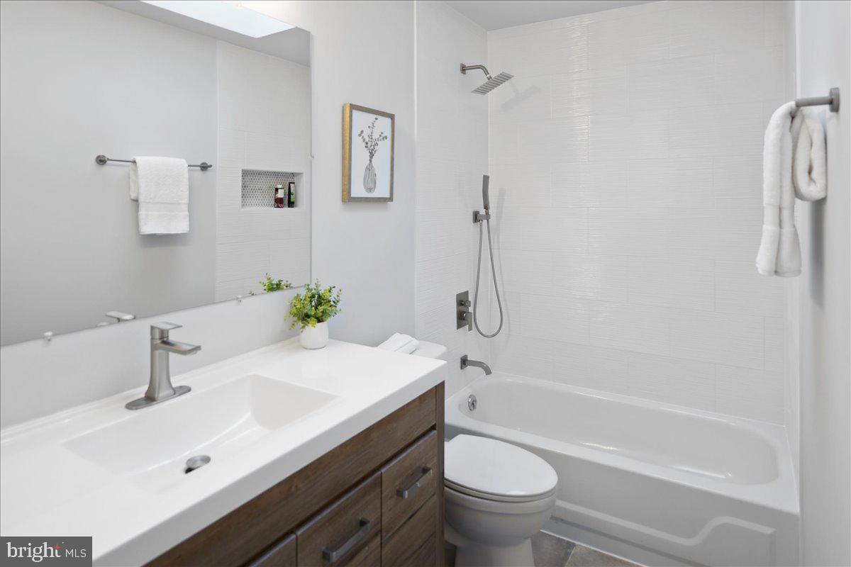 1206 Blithe Court