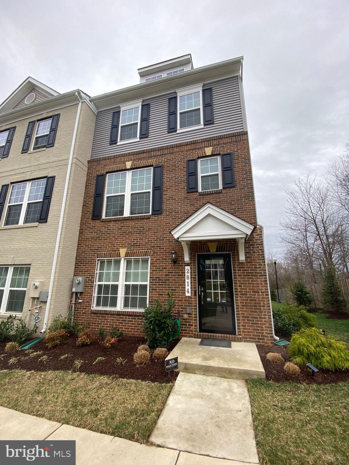 2814 PINEBROOK RD