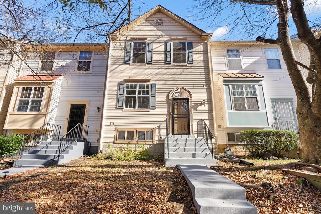 3116 Dynasty Dr