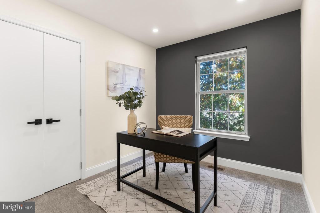 3116 Dynasty Dr