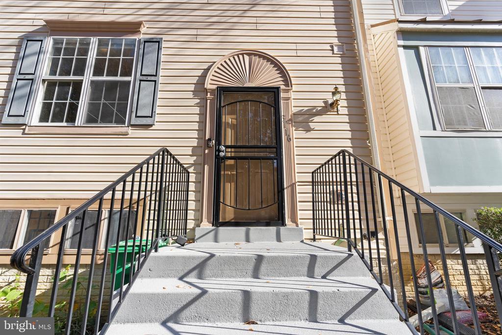 3116 Dynasty Dr