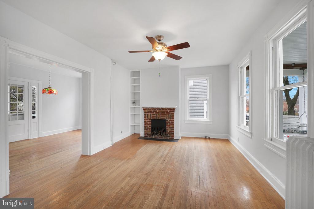 4906 QUEENSBURY RD