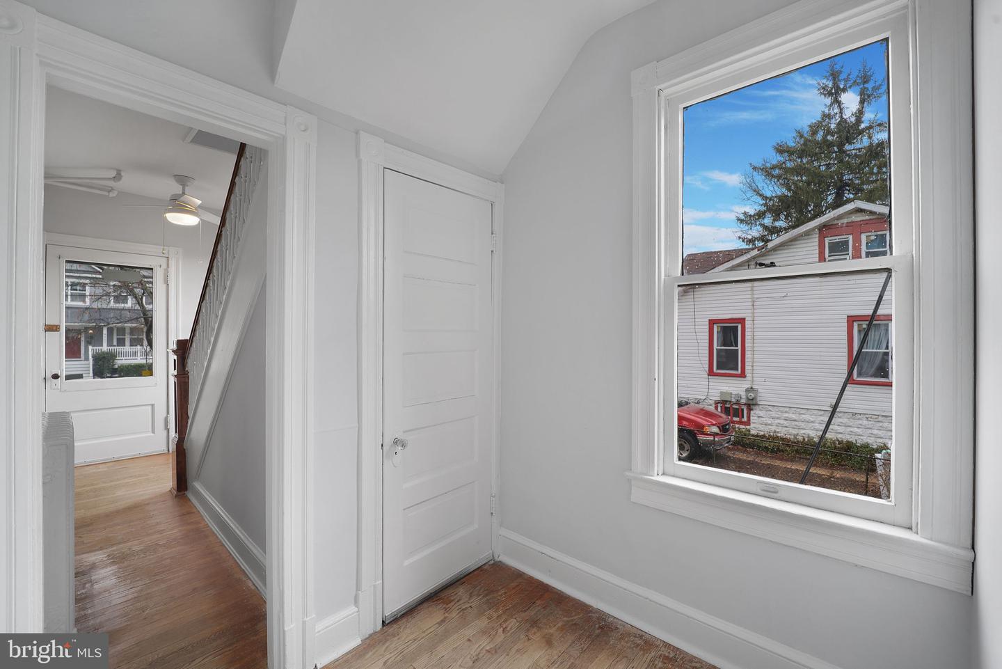 4906 QUEENSBURY RD