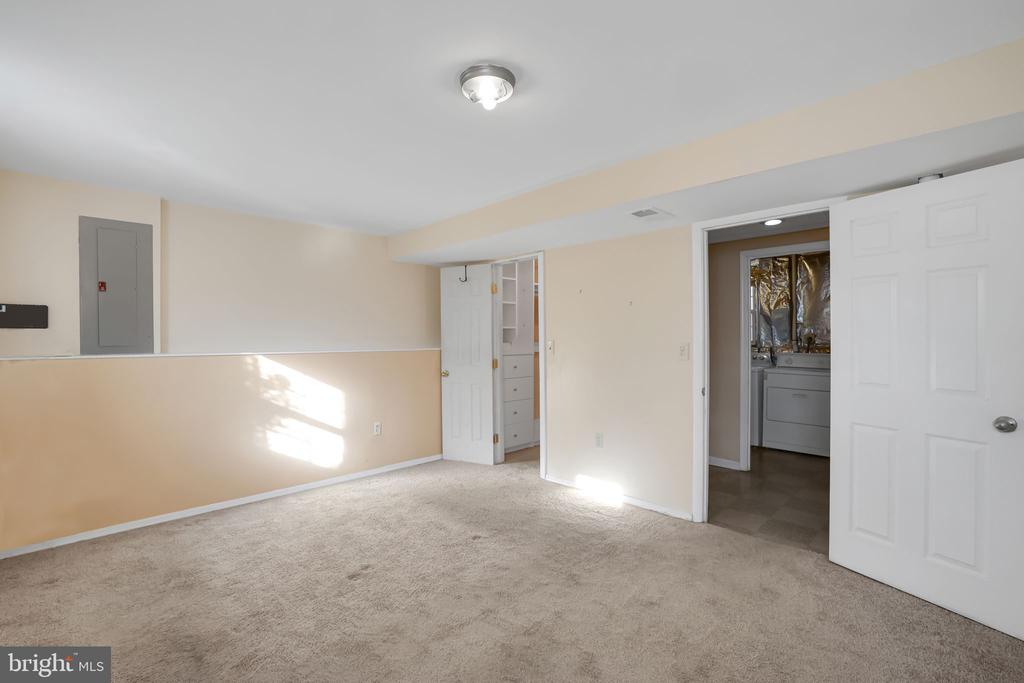 3618 COPPERVILLE WAY