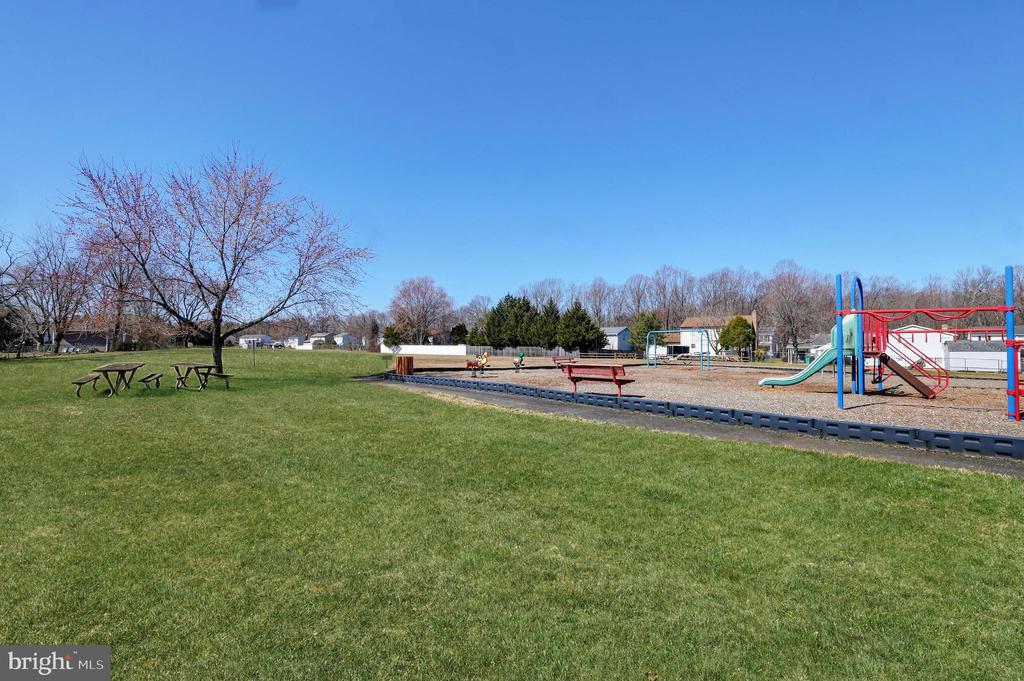 12626 HILLMEADE STATION DRIVE