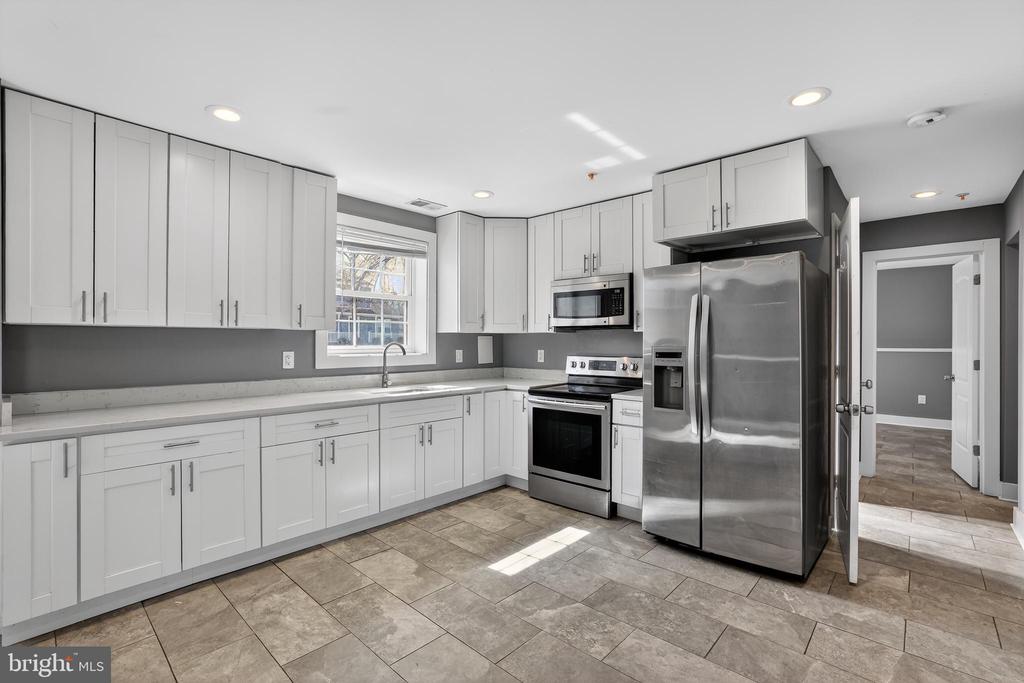12626 HILLMEADE STATION DRIVE