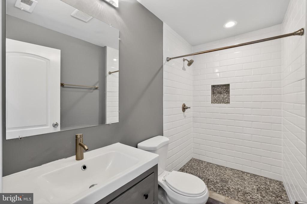 12626 HILLMEADE STATION DRIVE