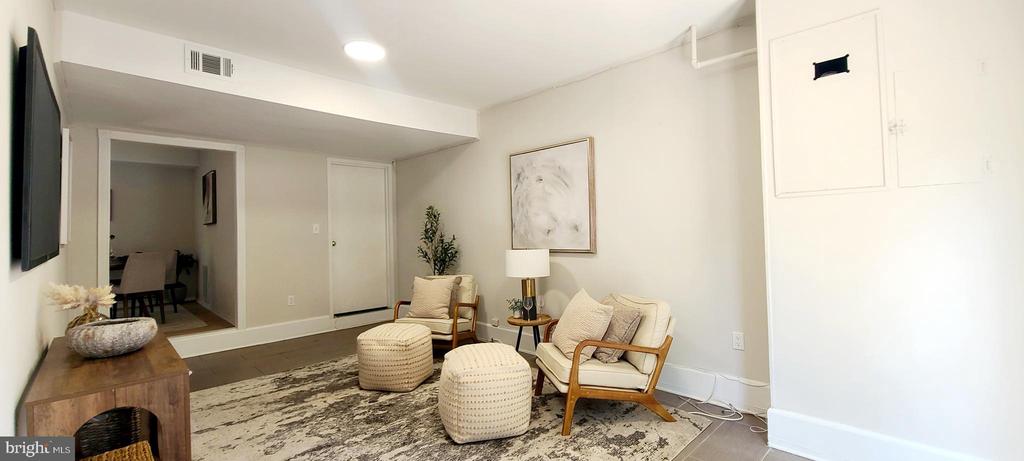 7608 LOTUS COURT