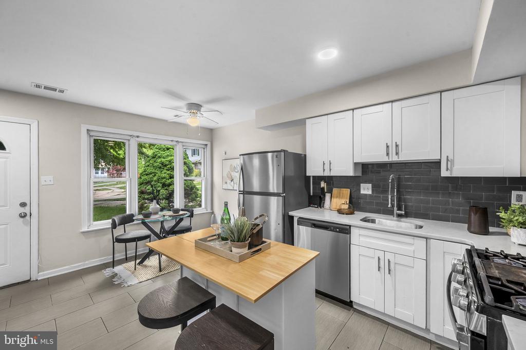 7608 LOTUS COURT