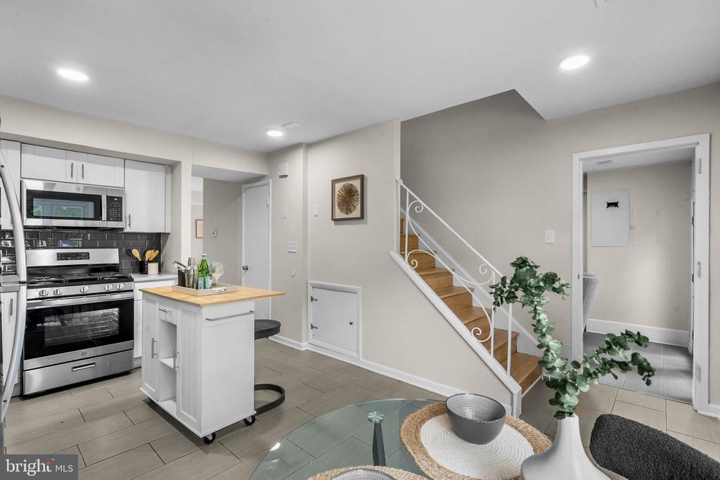 7608 LOTUS COURT
