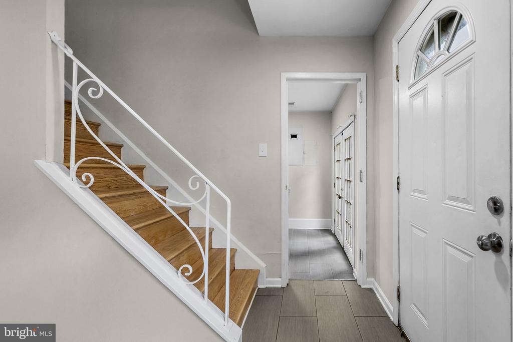 7608 LOTUS COURT