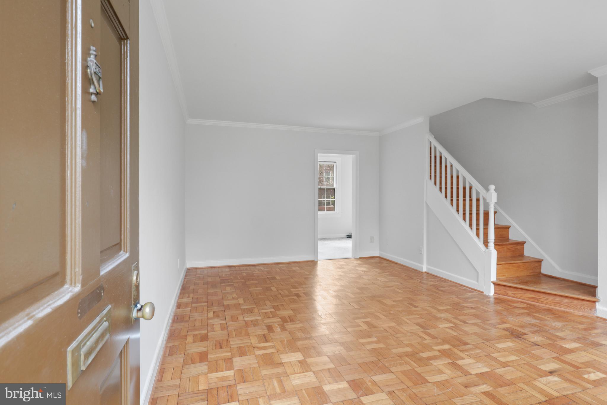 1400 S Barton St #429