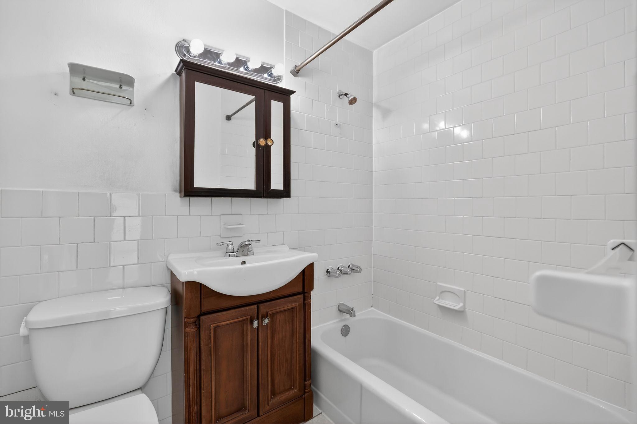 1111 ARLINGTON BOULEVARD 213