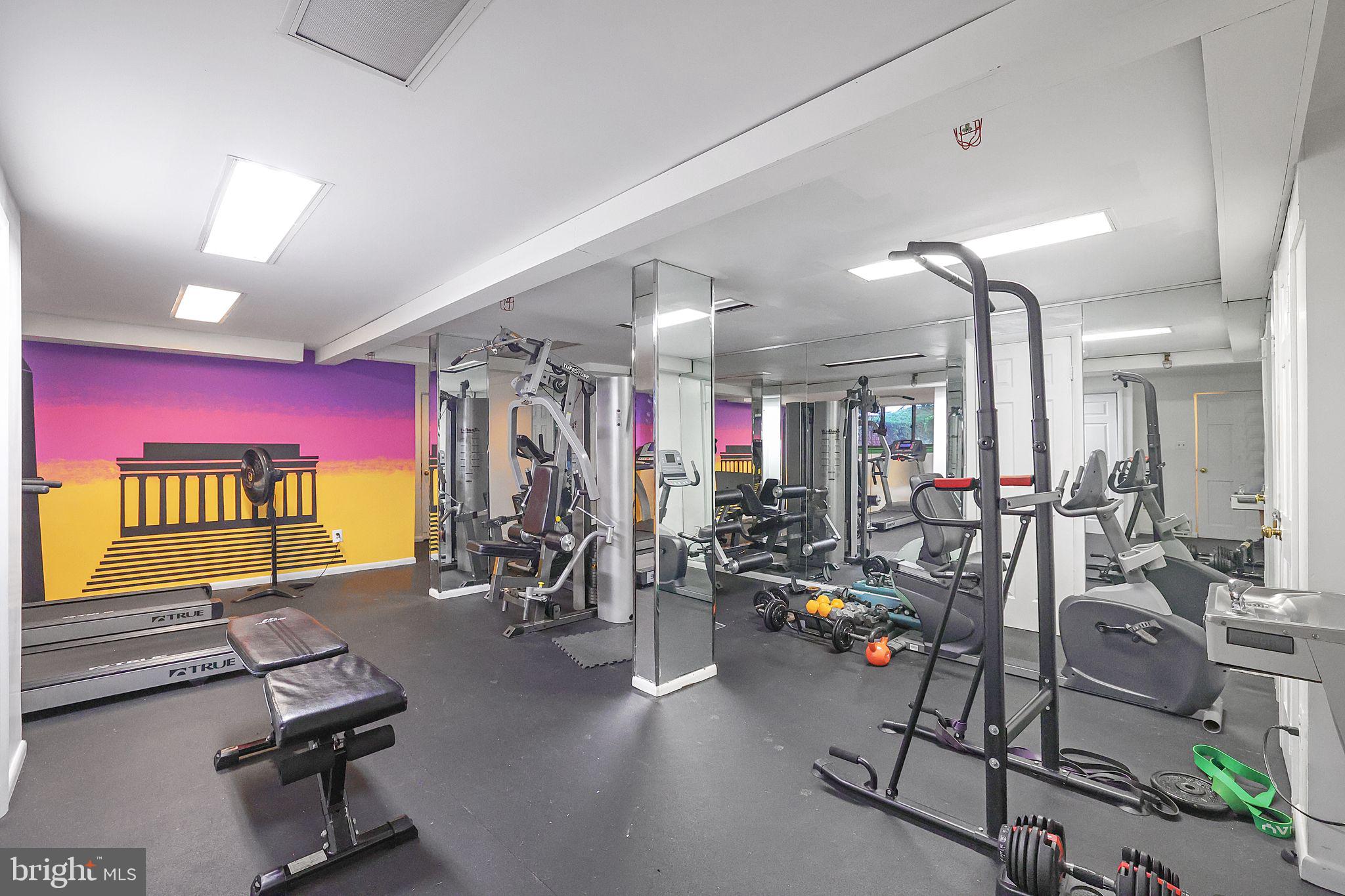 2700 DARTMOUTH RD #10