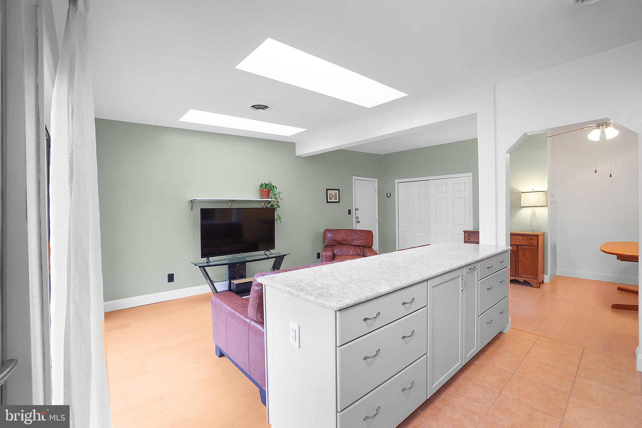 2700 DARTMOUTH RD #10