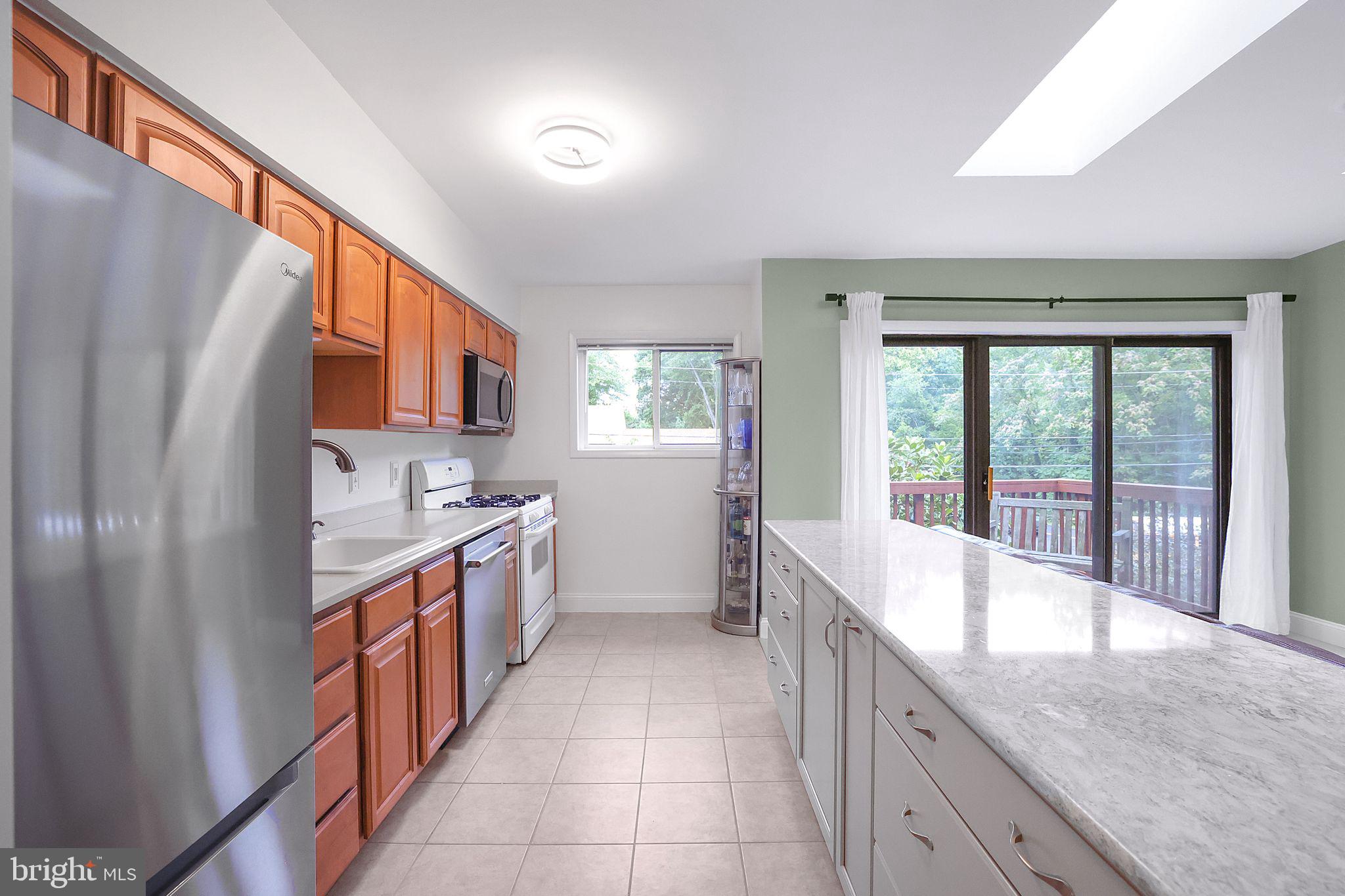 2700 DARTMOUTH RD #10
