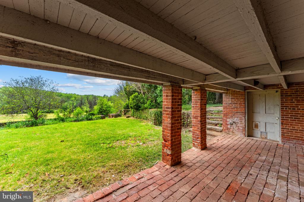 15499 LA GRANGE LANE