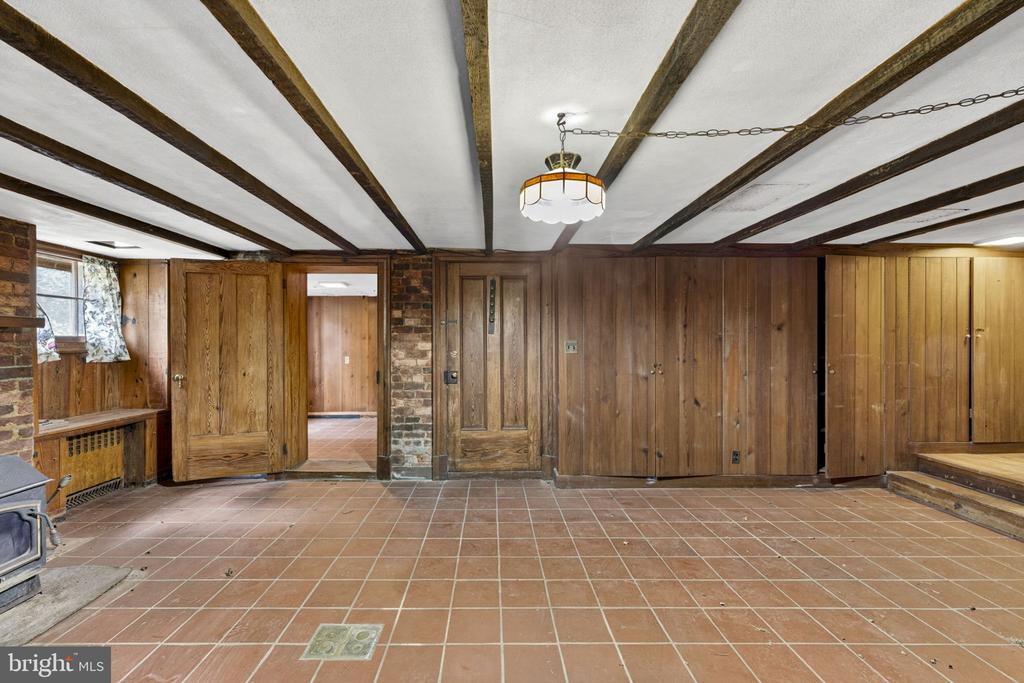 15499 LA GRANGE LANE