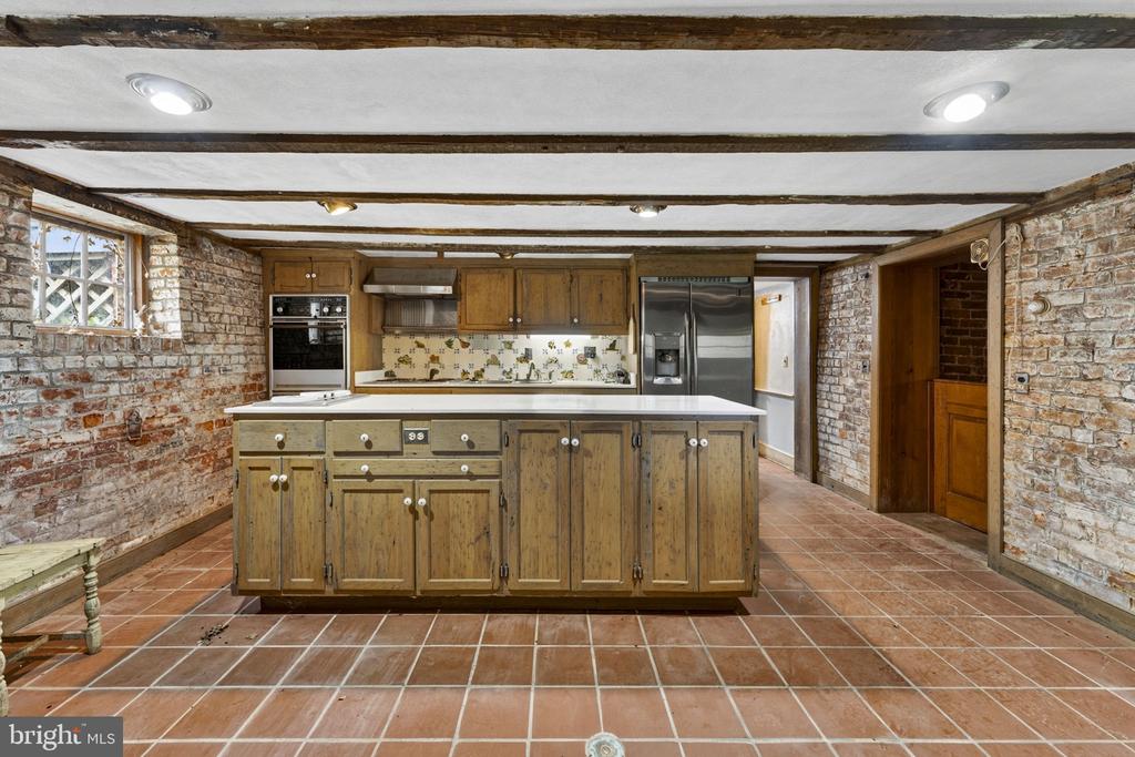 15499 LA GRANGE LANE