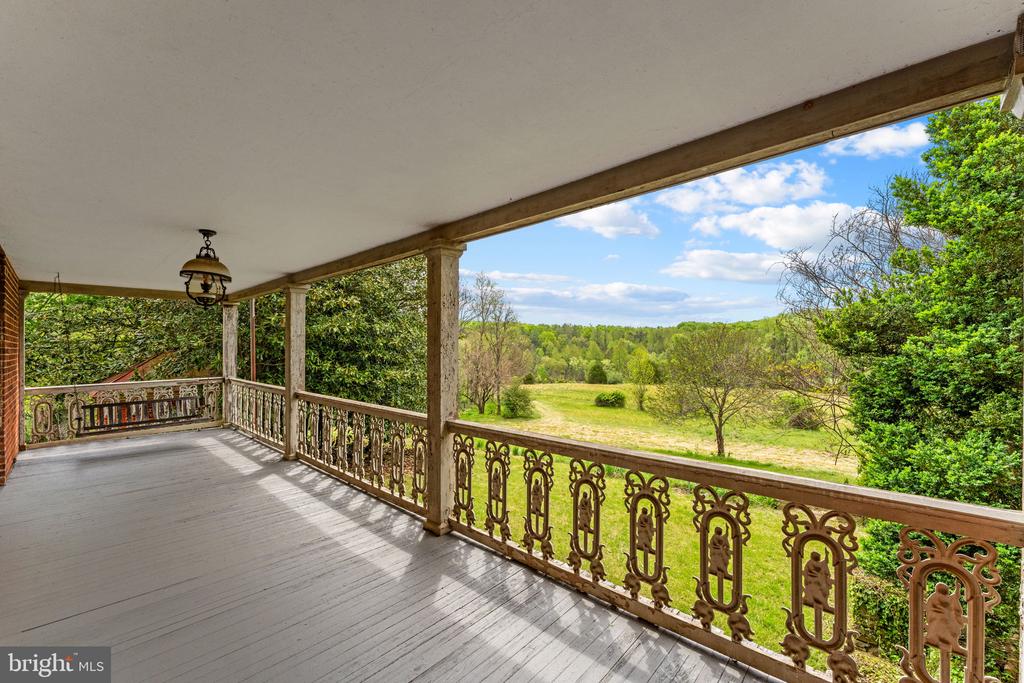 15499 LA GRANGE LANE