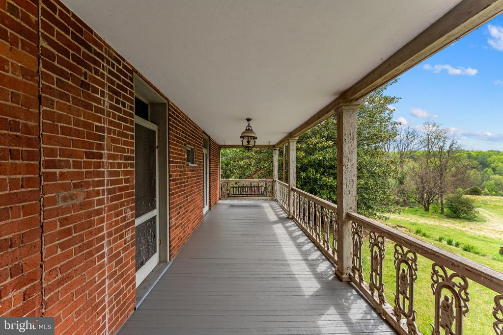15499 LA GRANGE LANE