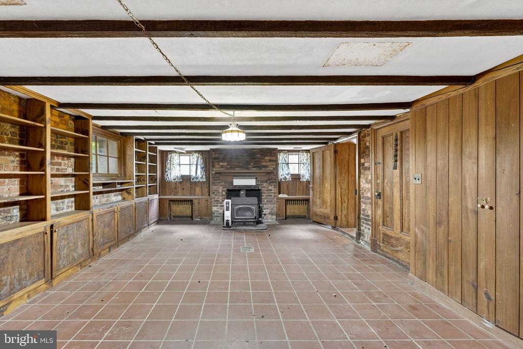 15499 LA GRANGE LANE