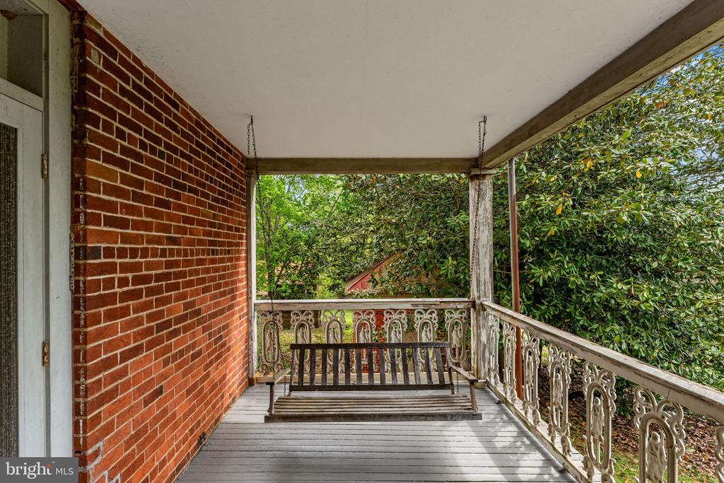 15499 LA GRANGE LANE