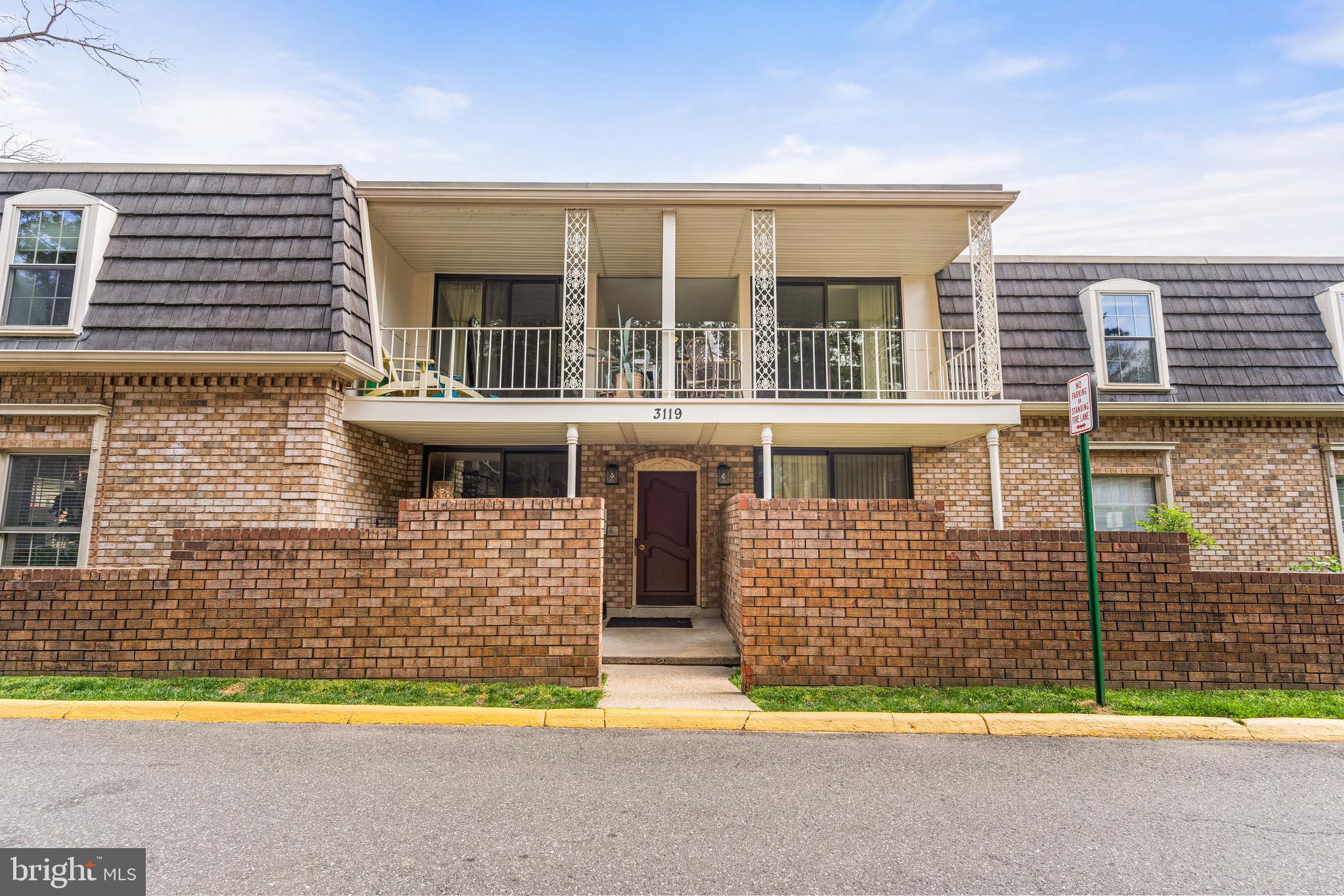 3119 Patrick Henry Dr #422