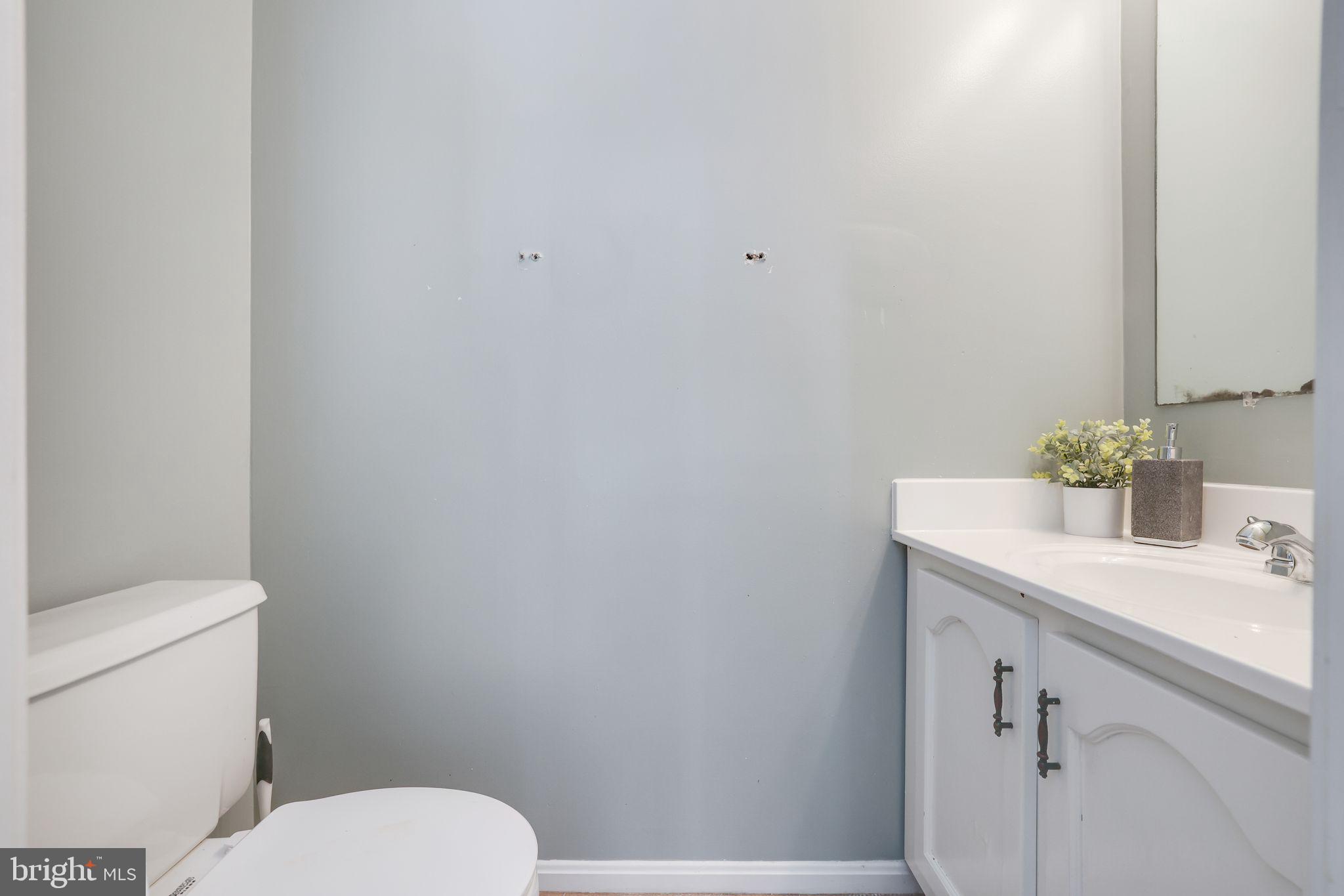 6143 GREEN HOLLOW COURT