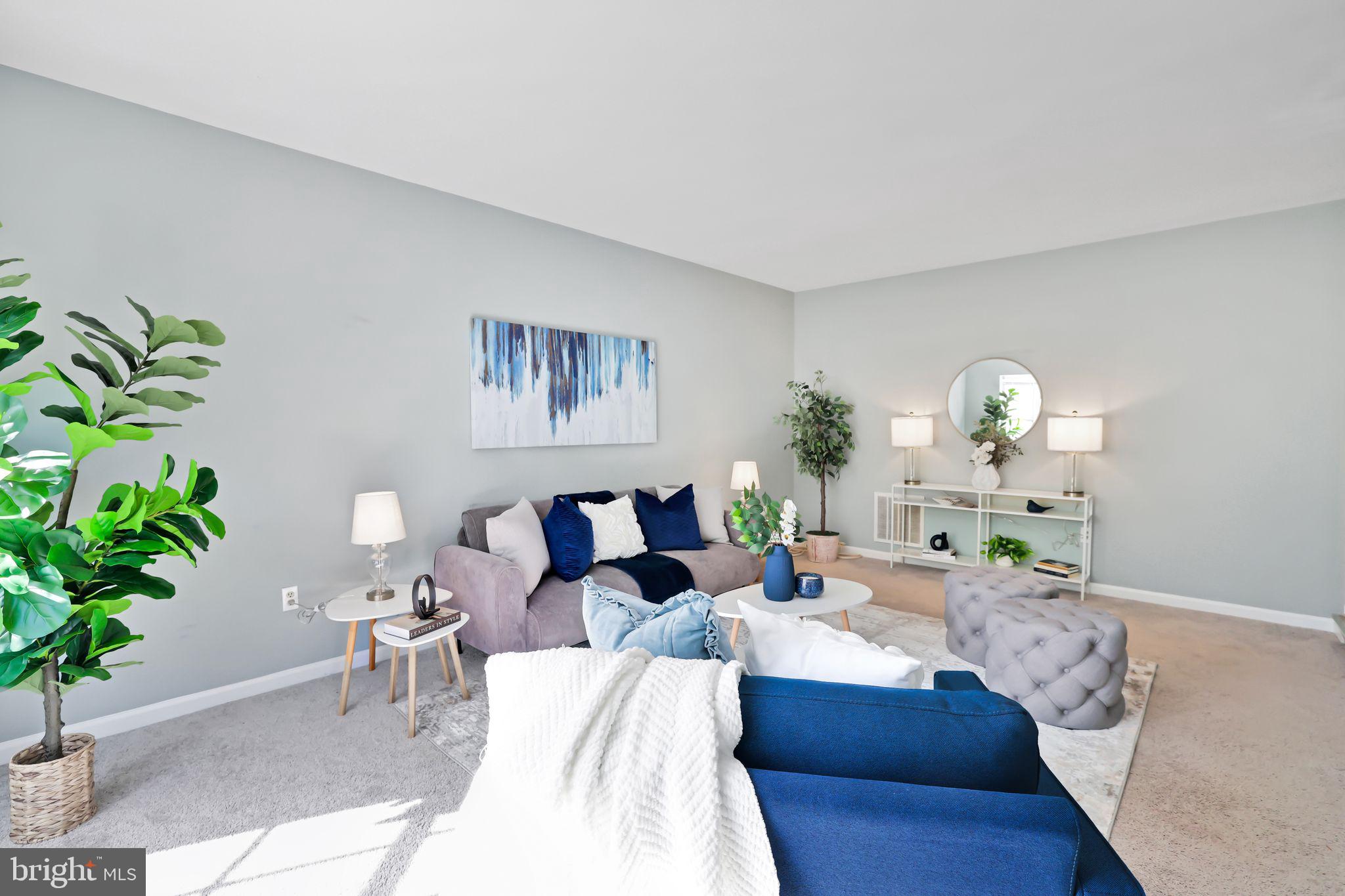 6143 GREEN HOLLOW COURT