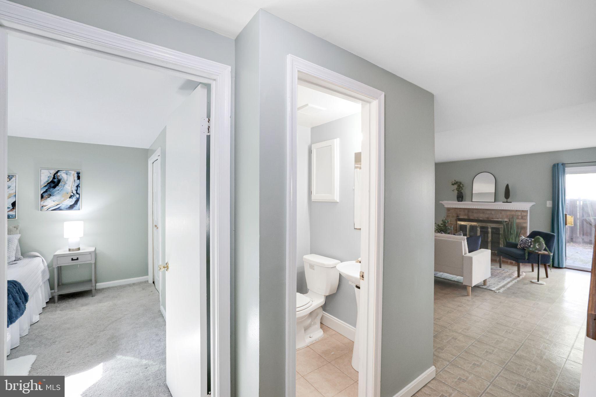 6143 GREEN HOLLOW COURT