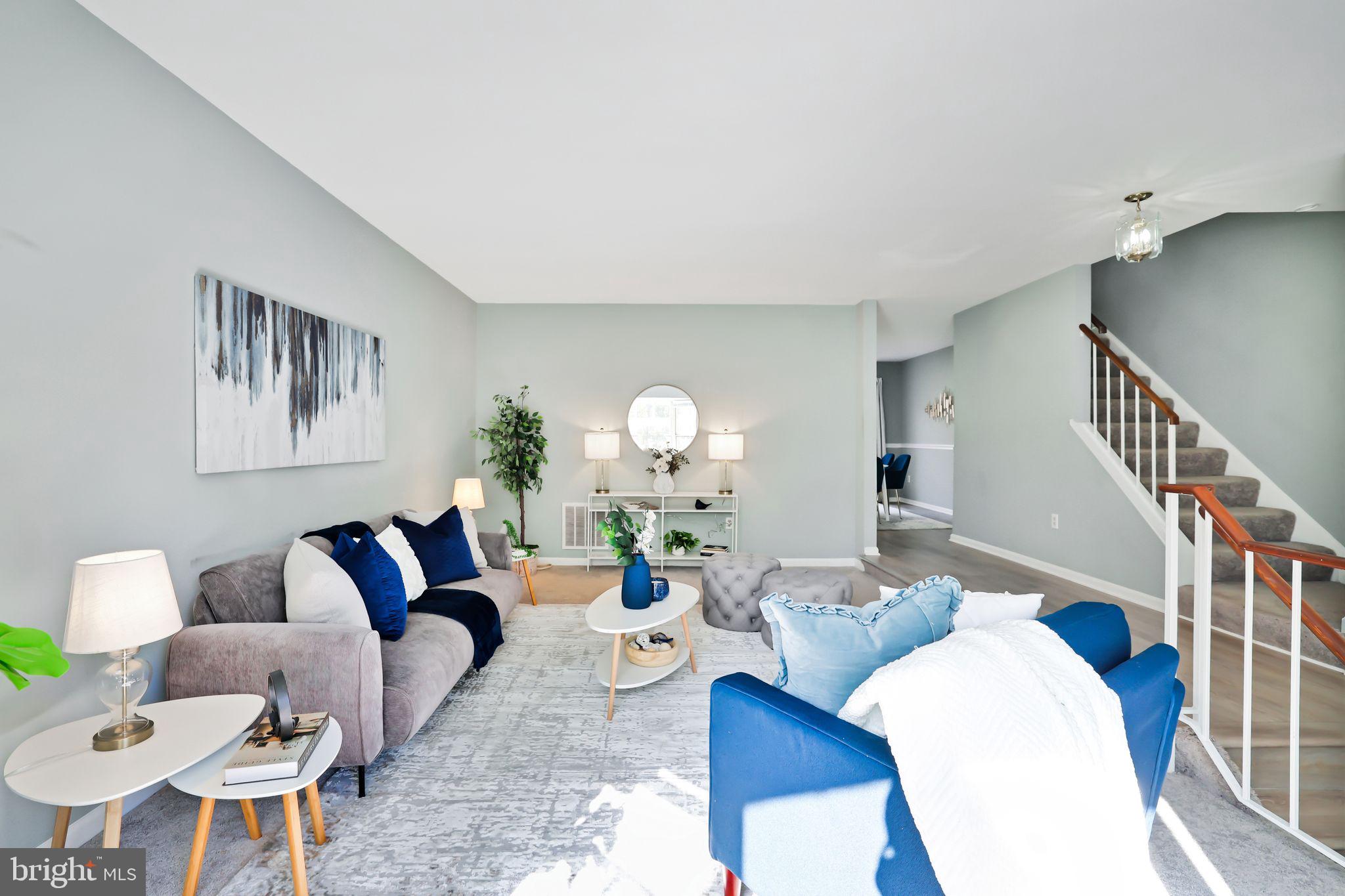 6143 GREEN HOLLOW COURT