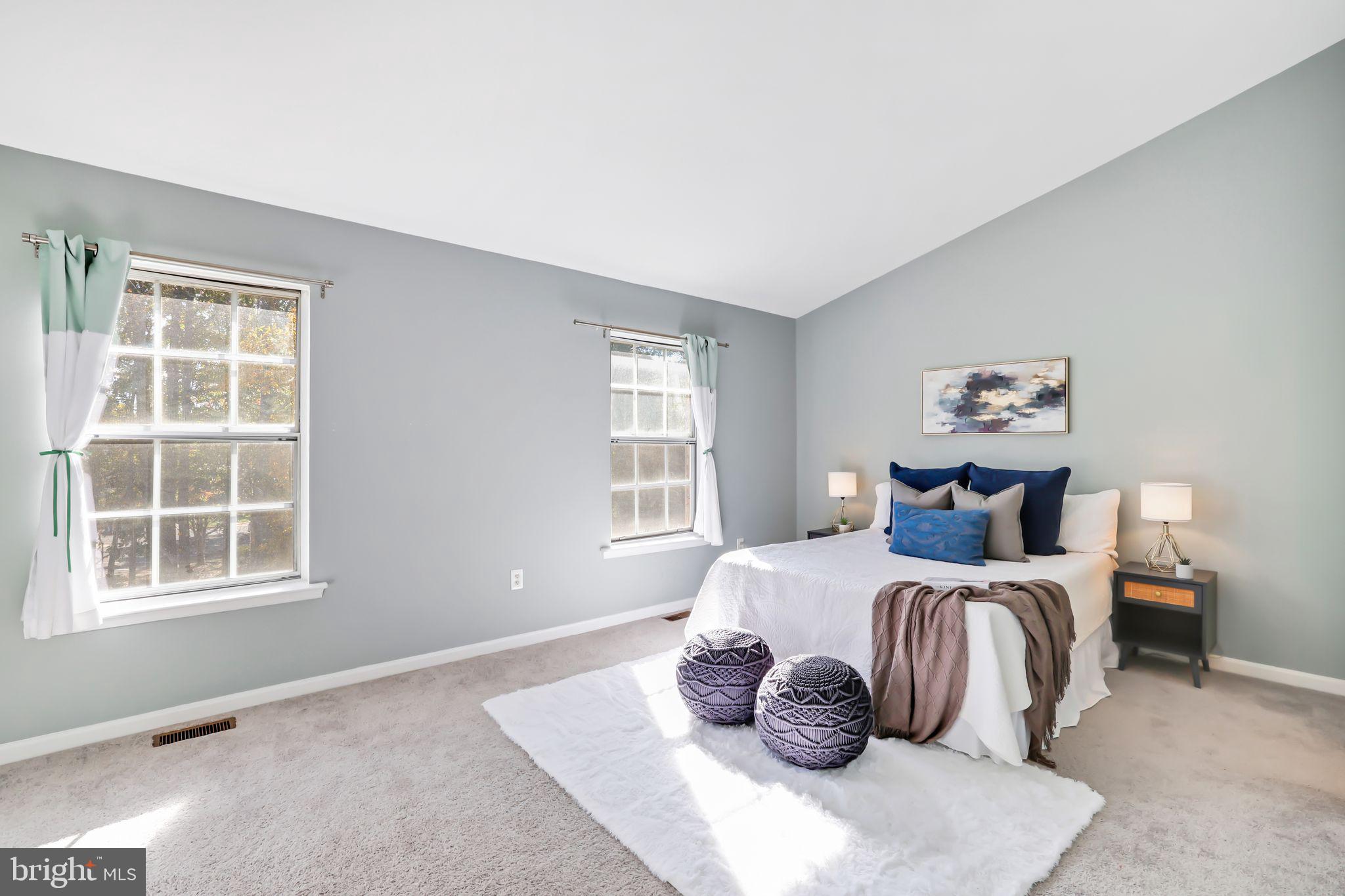 6143 GREEN HOLLOW COURT