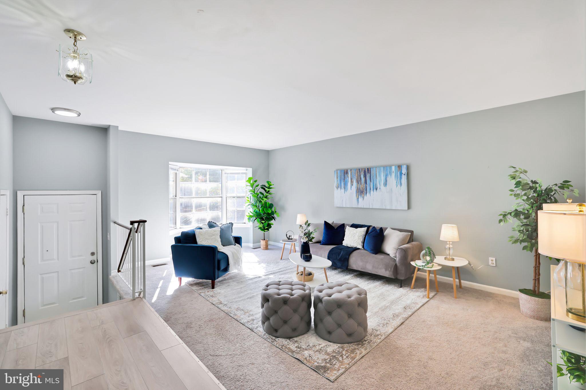 6143 GREEN HOLLOW COURT