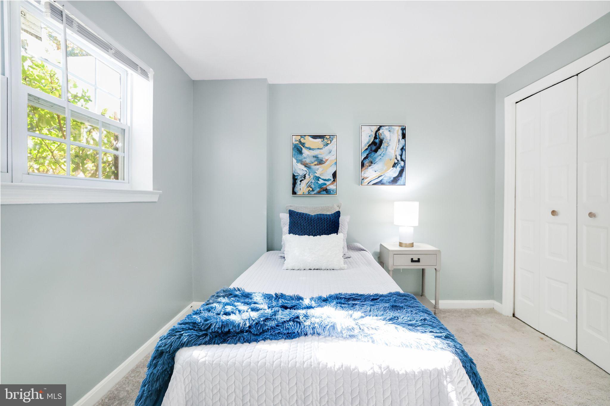 6143 GREEN HOLLOW COURT