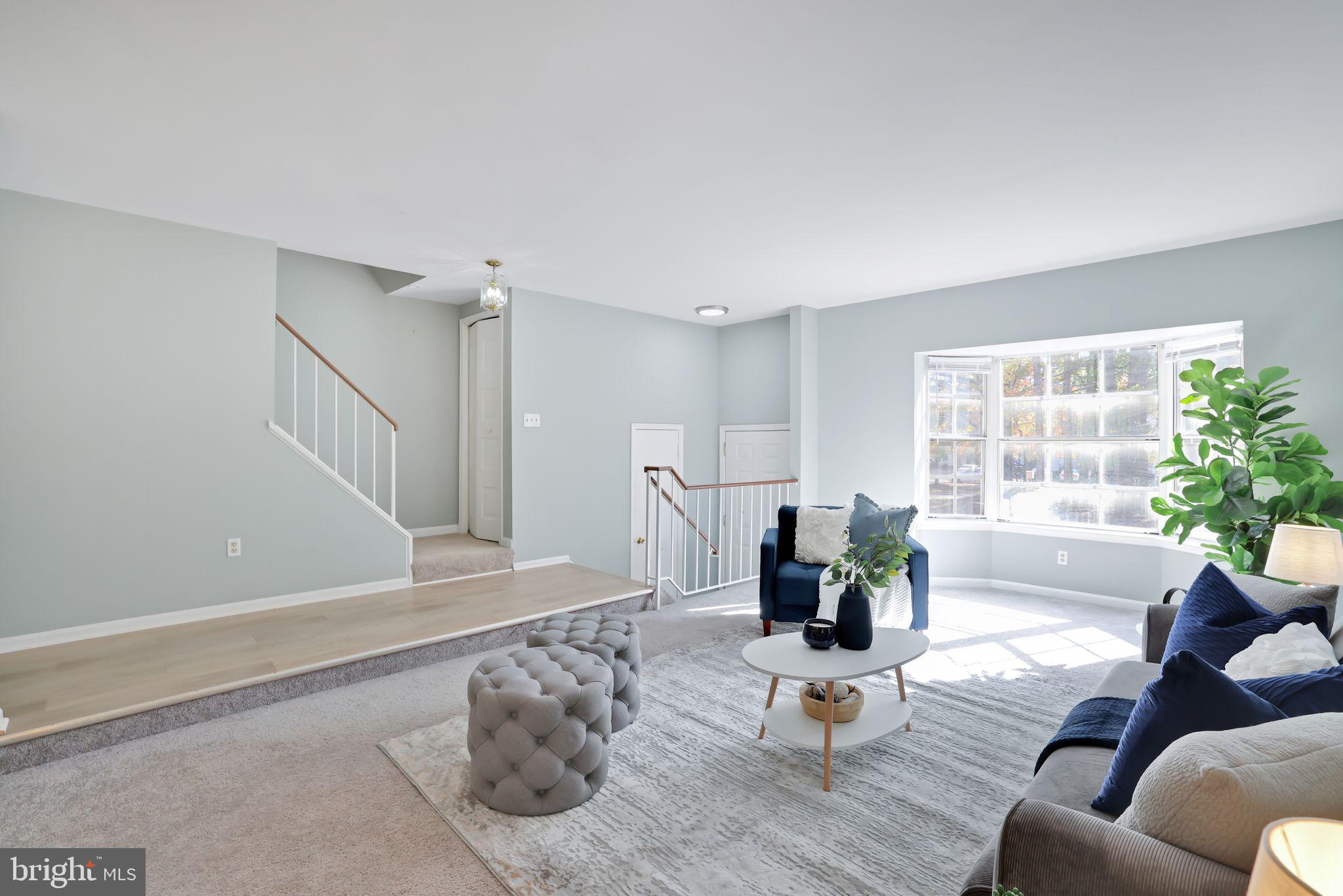 6143 GREEN HOLLOW COURT