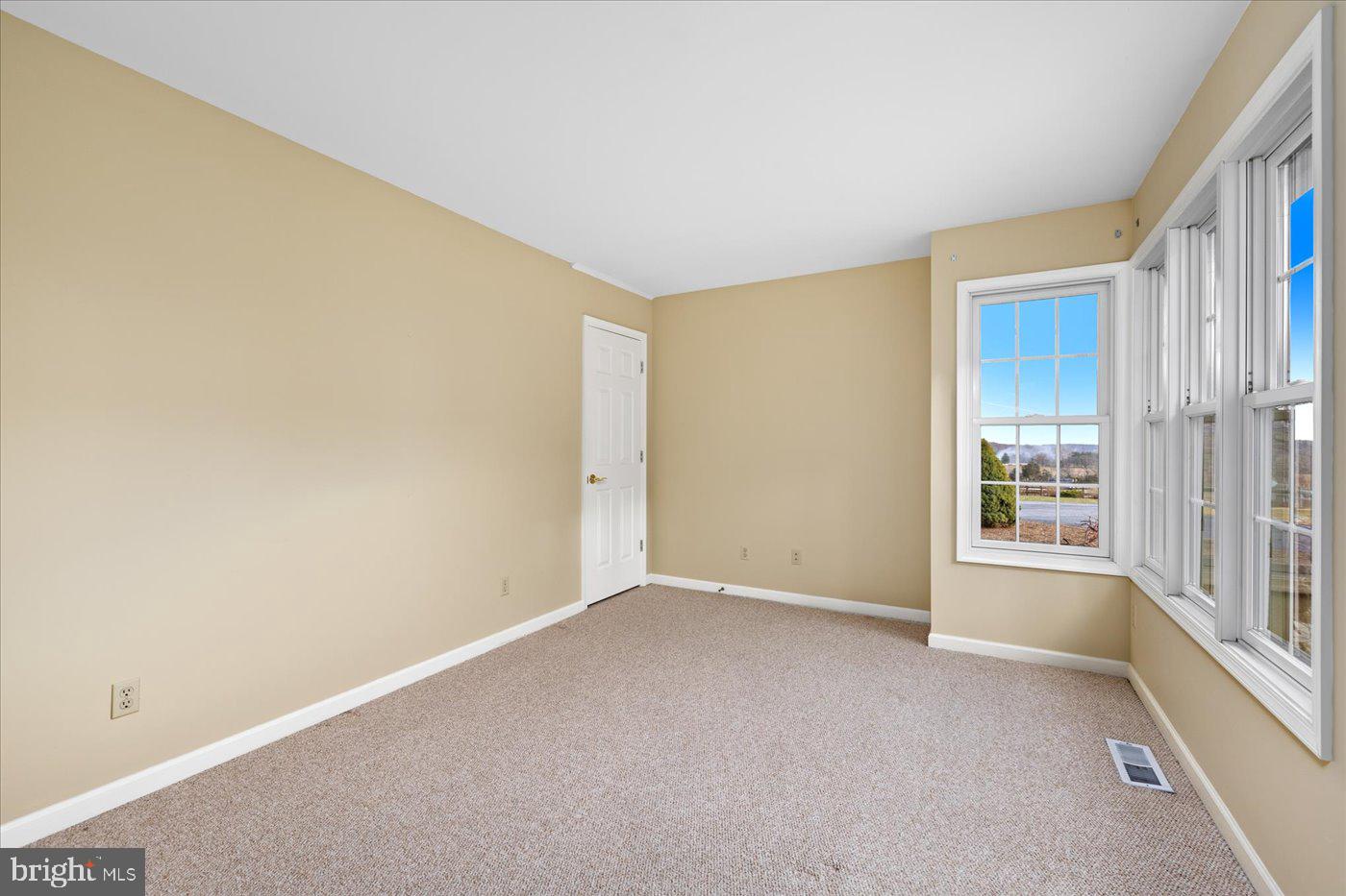 343 Middle River Road