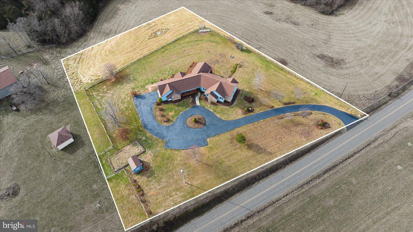343 Middle River Road