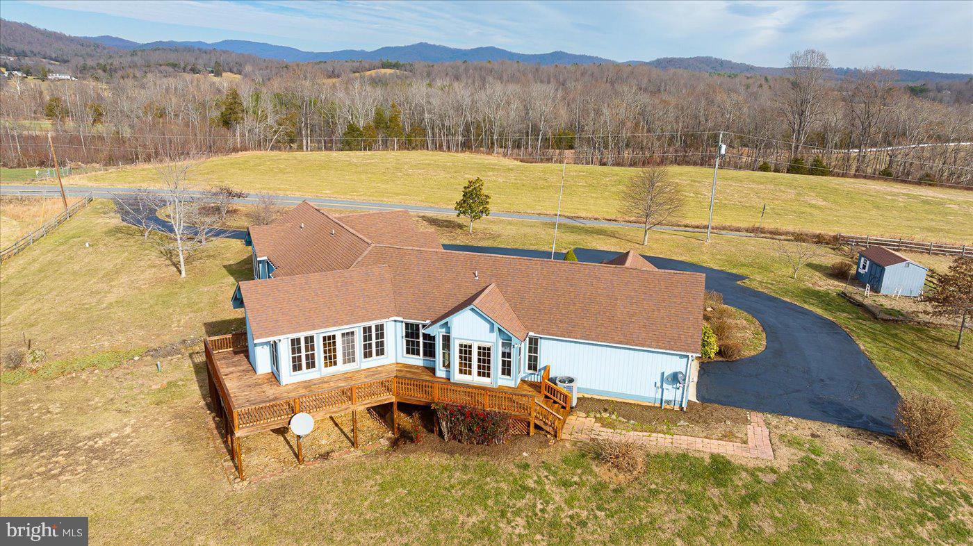 343 Middle River Road