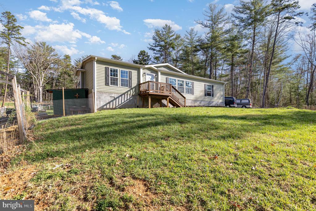 14569 Dyke Rd