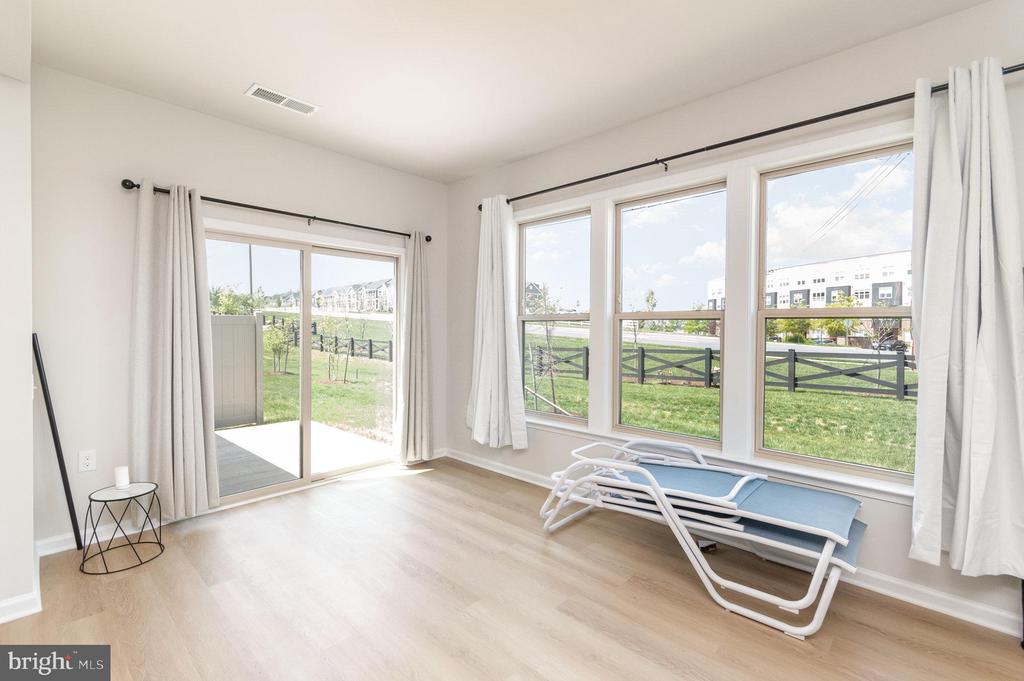 46410 Blackrock Summit Ter