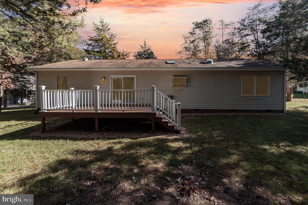 112 QUEENWOOD CT