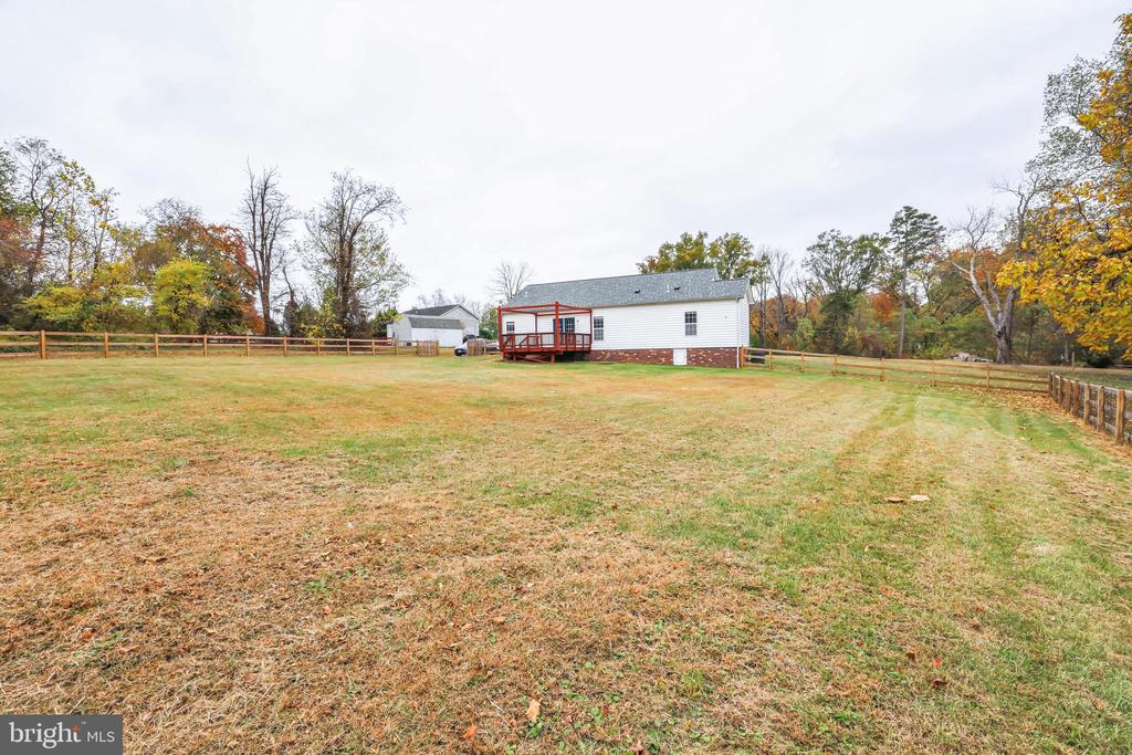 10717 MT SHARON ROAD