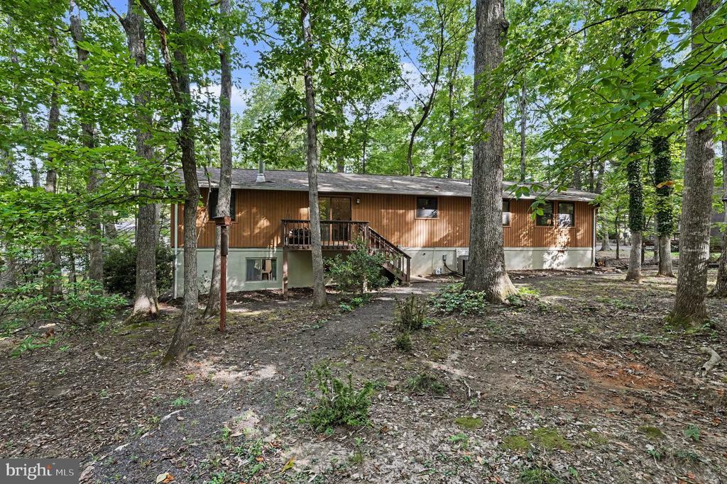 222 CREEKSIDE DRIVE