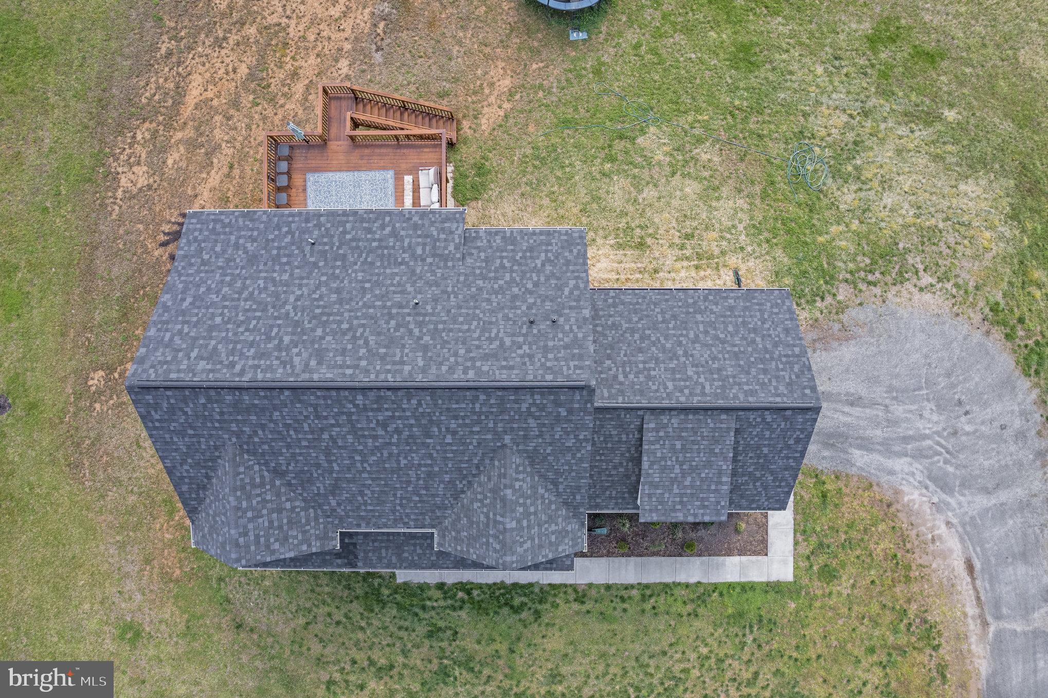8821 Jennings Ln
