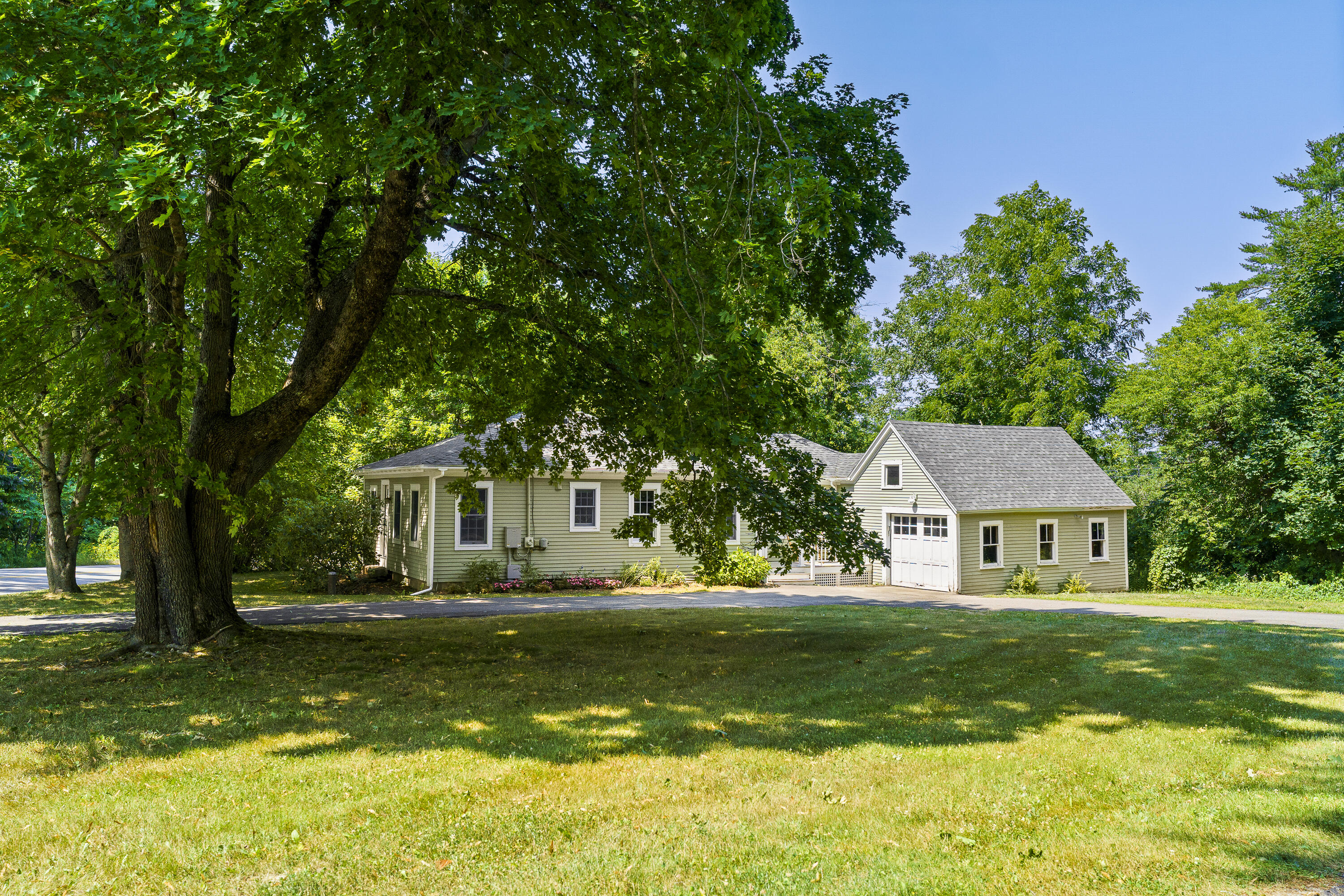 205 Center Street
