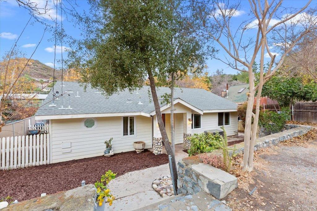 933 Silverbrook Drive